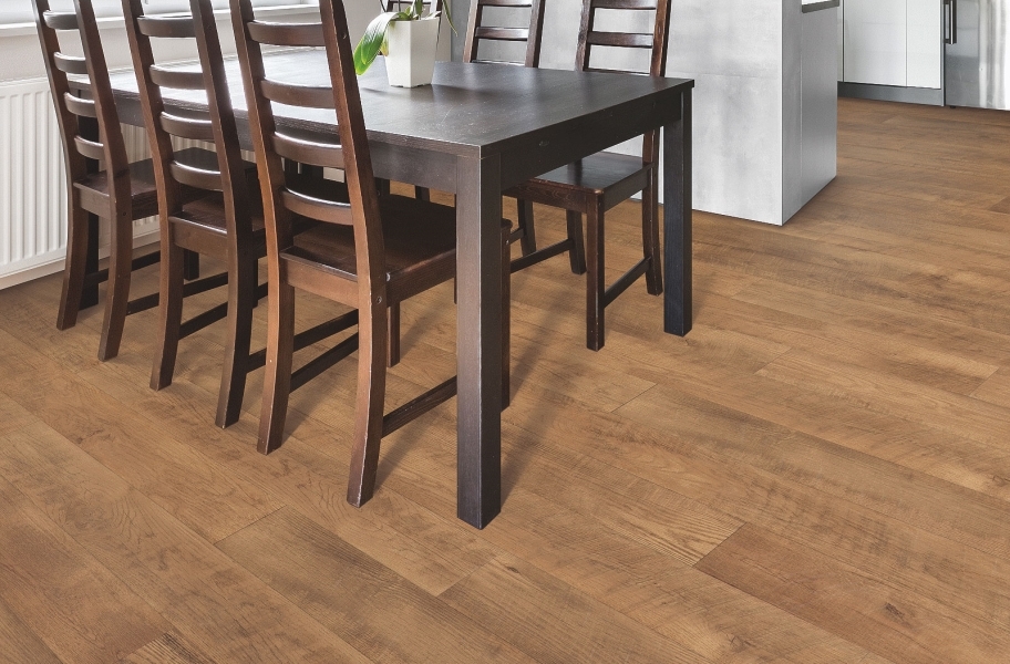 Stain-resistant laminate in a dining room setting